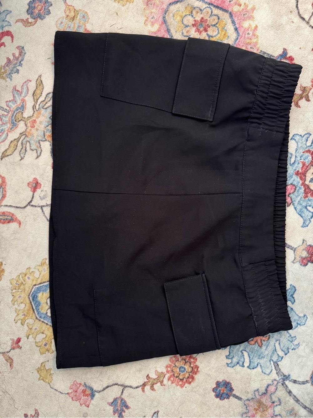 Forever 21 Black Elastic Waist Skirt